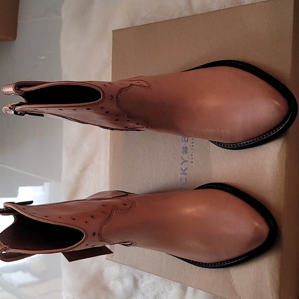 Lucky Brand Chantelx Western-Inspired Leather Bootie - Picture 6 of 10